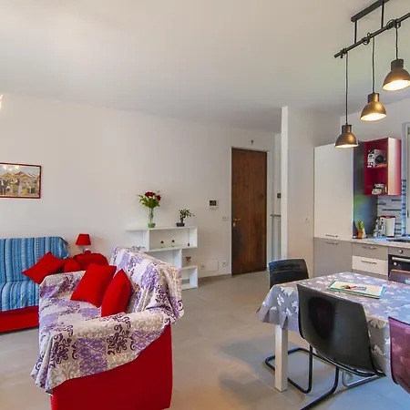 San Zeno Vicino Centrolago Parcheggio Apartment *