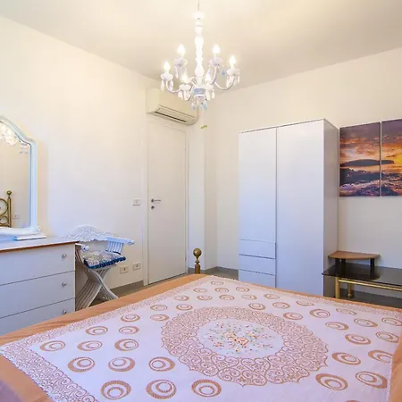 San Zeno - Vicino Centro,lago Parcheggio Appartement *