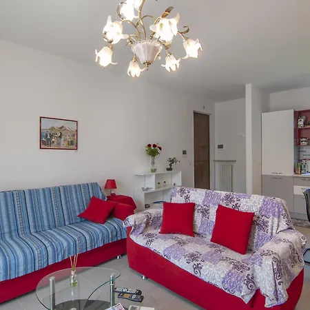 San Zeno - Vicino Centro,lago Parcheggio 아파트 바르돌리노