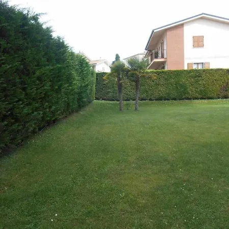 San Zeno - Vicino Centro,lago Parcheggio 바르돌리노