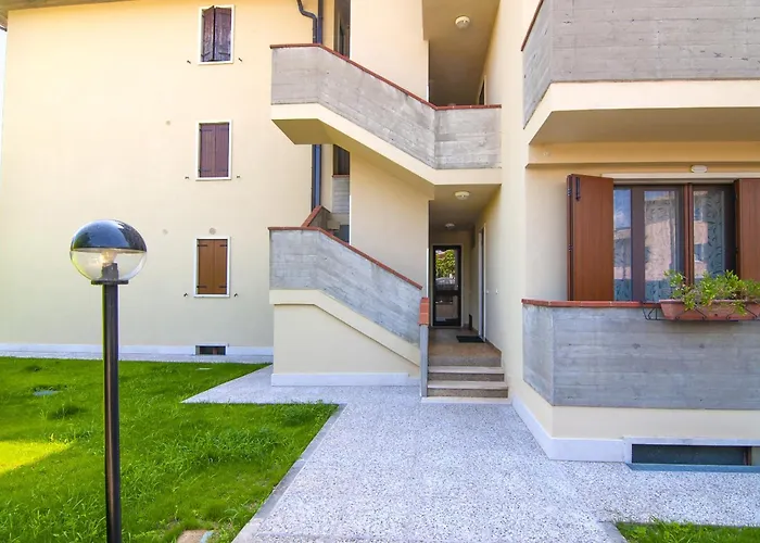 아파트 San Zeno - Vicino Centro,lago Parcheggio *