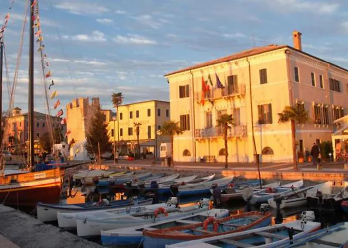 아파트 San Zeno - Vicino Centro,lago Parcheggio 바르돌리노